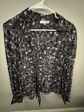 Parker Black Floral Tie-Front Blouse - Black/White/Blue